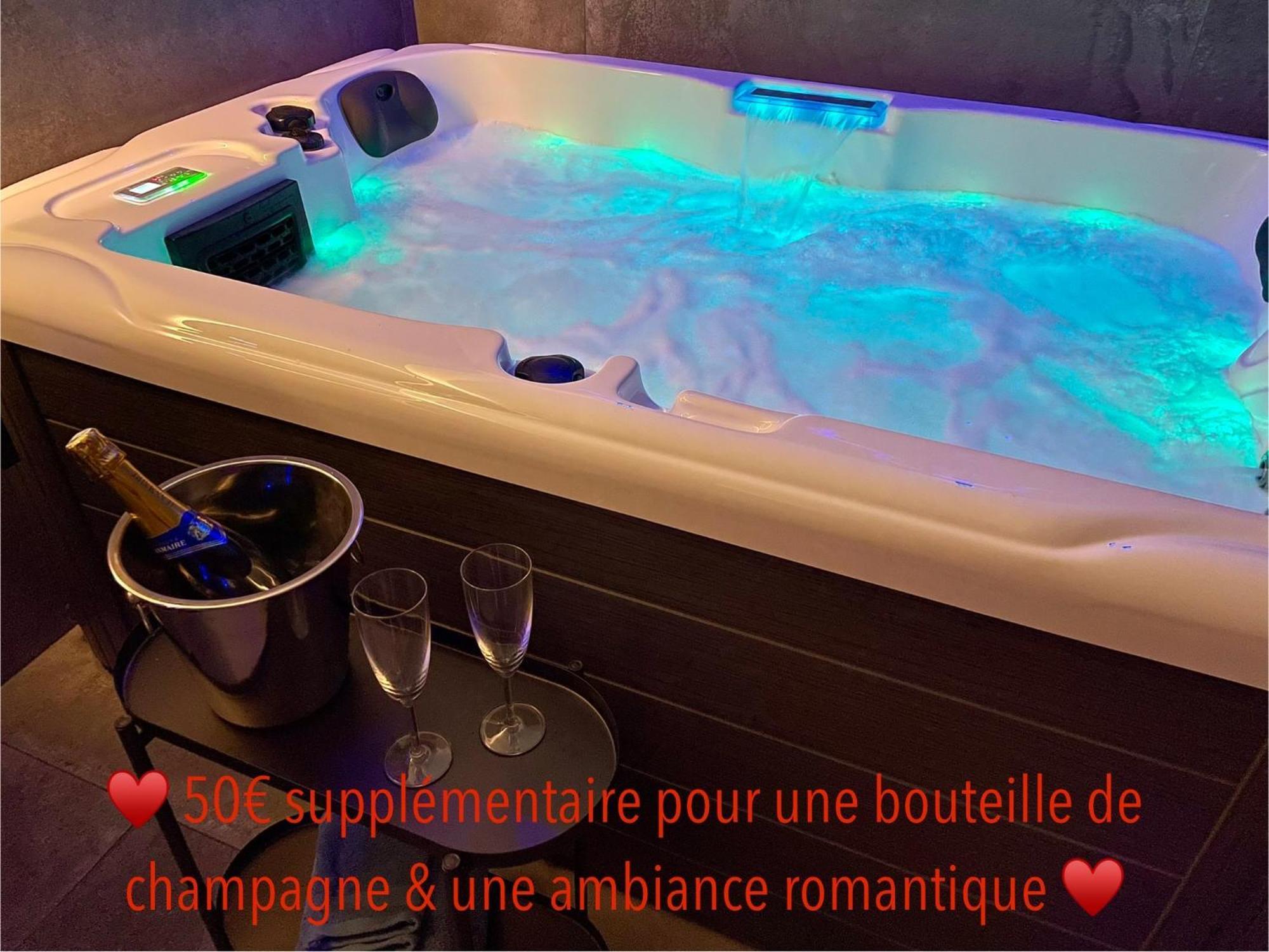 Spa & Vue Mer - Les O De Bandol Esterno foto